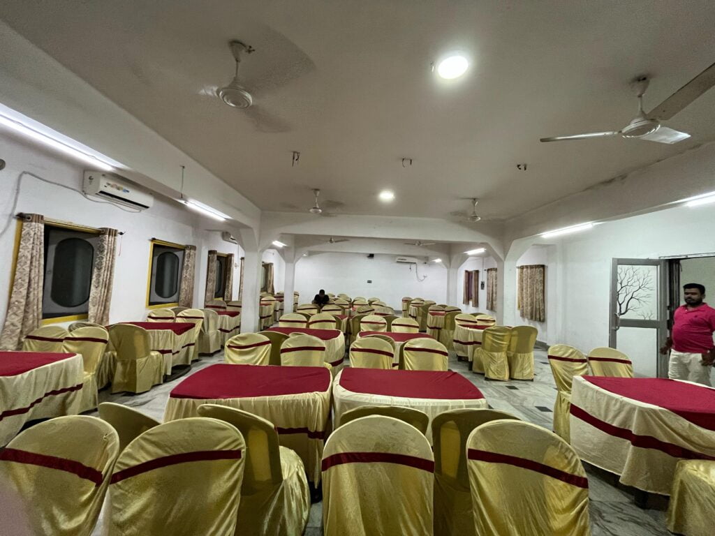Sampan Lodge Anusthan Bari