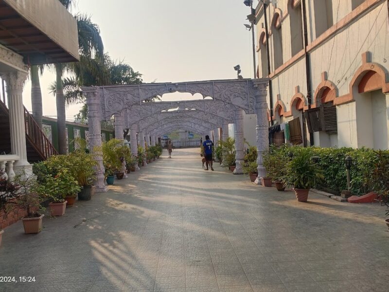 Saha's Riverside
