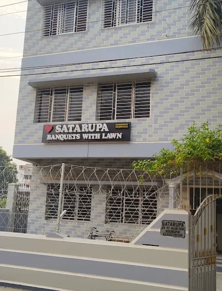 Satarupa Banquets With Lawn