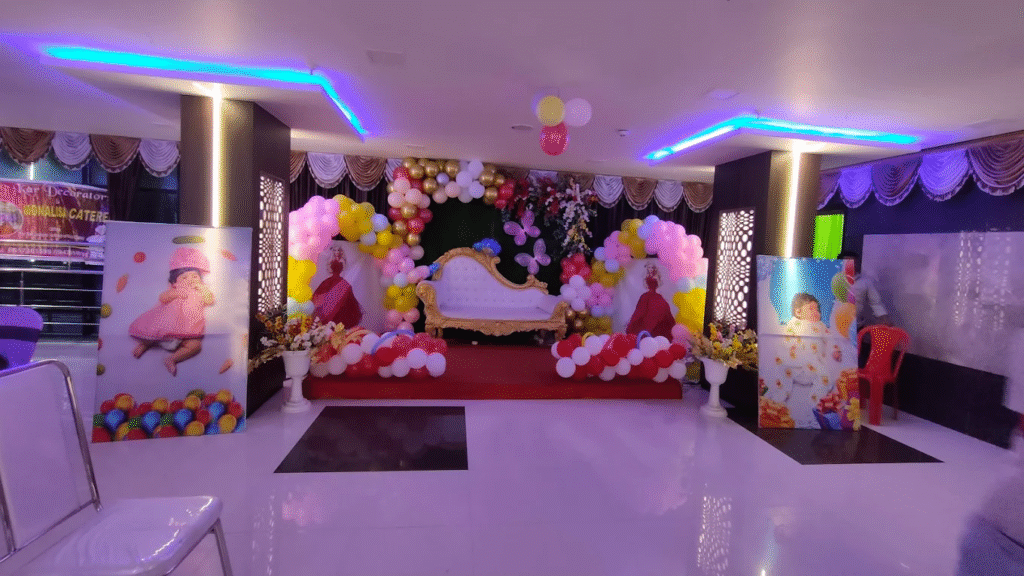 Giriraj Banquet